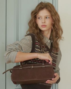 투웨이 스웨이드 바게트백 EBAL154002