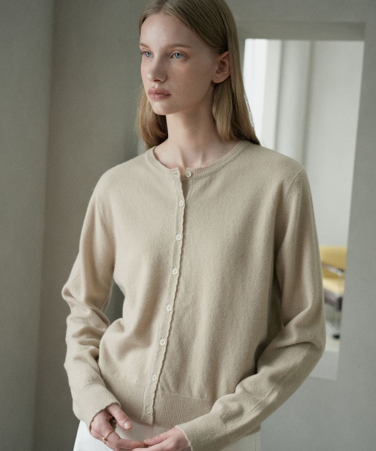 블레티(VLETI) Merino Wool 100% Wave Knit Cardigan (melange beige)