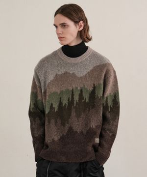 애투 그래픽 풀오버 (BROWN)