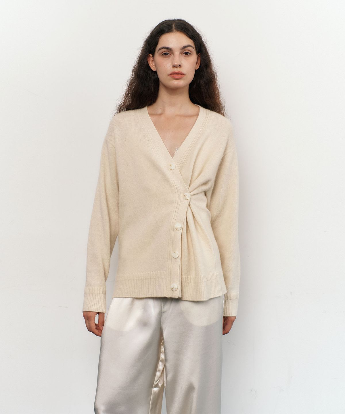 아템포(ATEMPO) RACCOON WOOL KNIT CARDIGAN / cream
