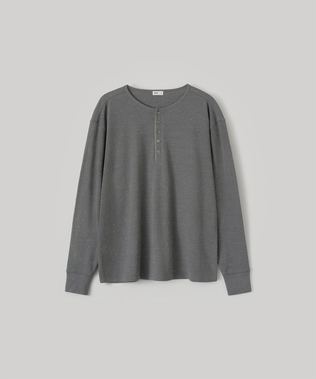 어나더 오피스(ANOTHER OFFICE) Waffle Henley Pullover (Frost gray)