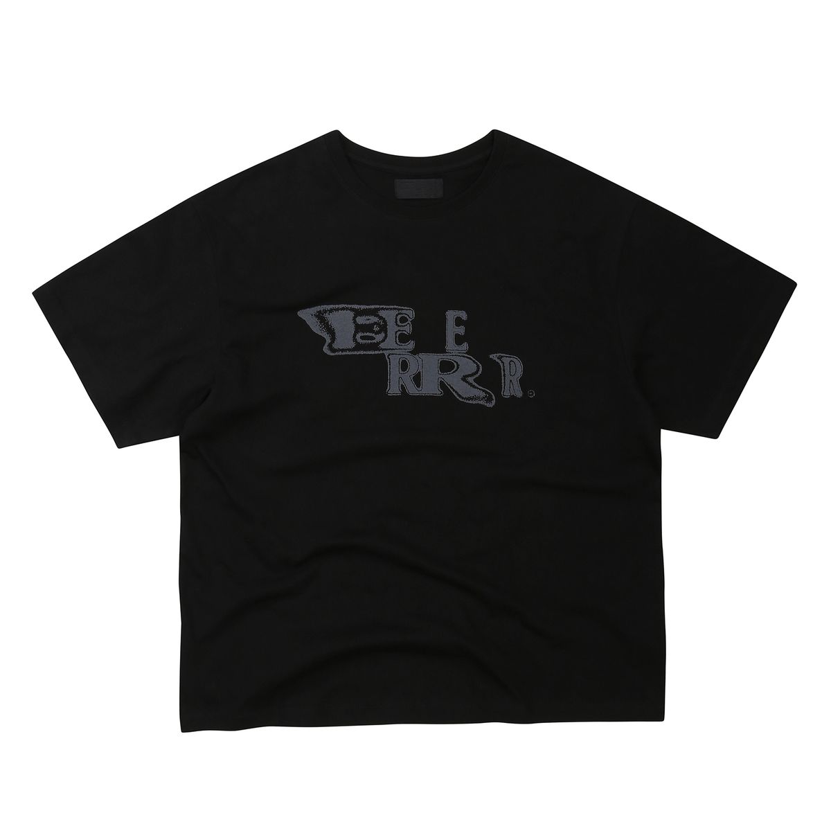 이이이알알알(EEERRR) EEERRR Distorted logo over-crop fit T-shirt (Black)