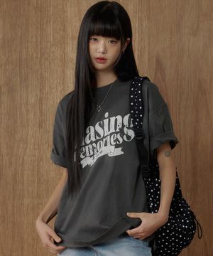 16수 체이싱 피그먼트 티셔츠_차콜