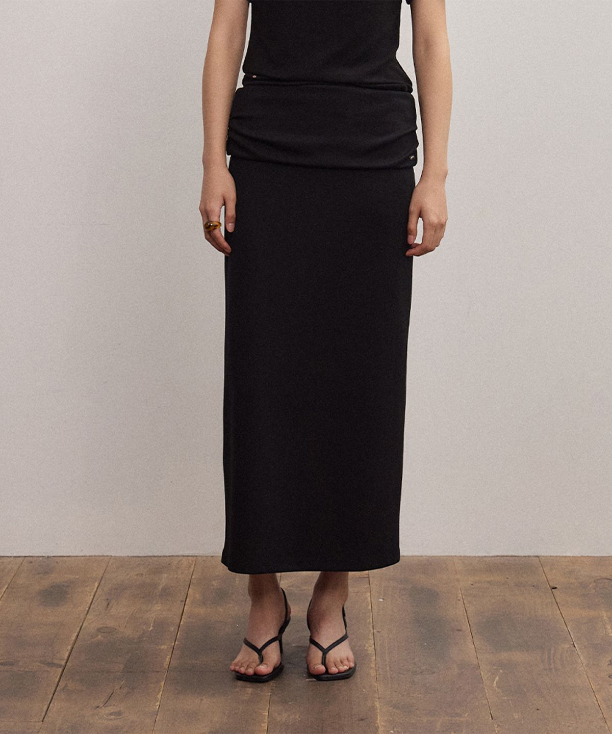 호와스(HOWUS) FOLDING LONG SKIRT (BLACK)