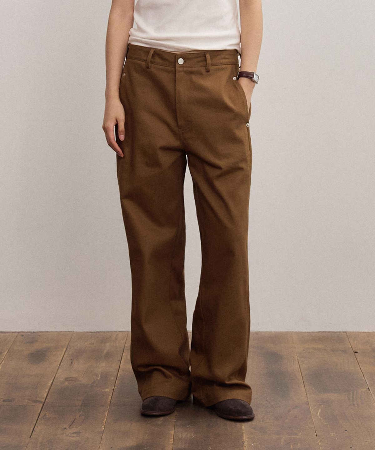 호와스(HOWUS) FENNE CURVED PANTS (KHAKI BROWN)