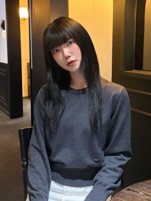 [유튜버 PICK] (우먼)에센셜 라운드 크롭 니트 [CHARCOAL]