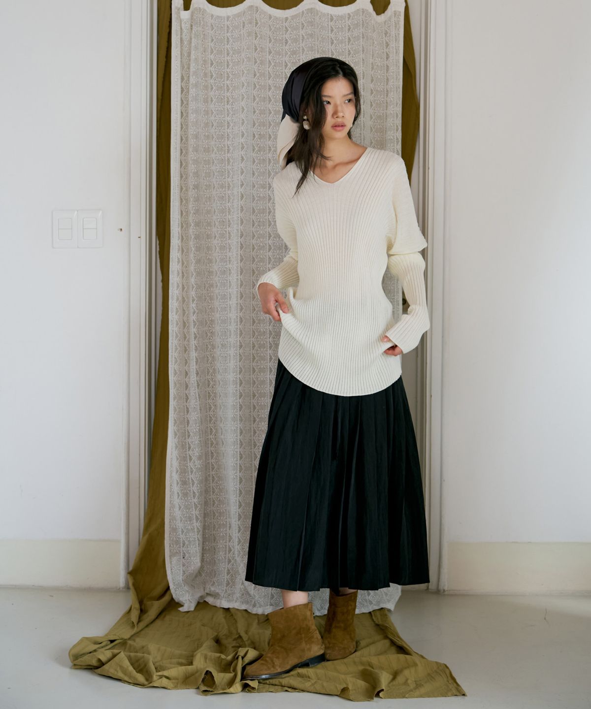포에트서울(POETSEOUL) string pleated skirt_black