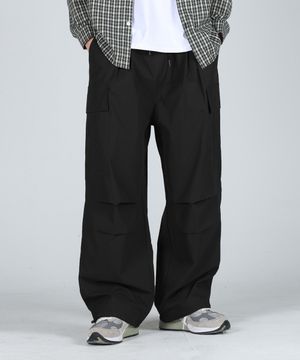 코튼 나일론 카고 벌룬 투턱 스트링 팬츠_블랙