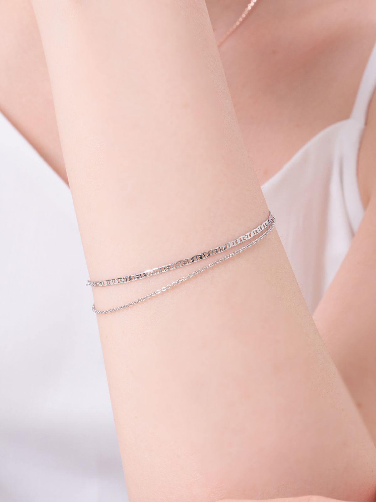 엘르주얼리(ELLEJEWELRY) 더블 체인 레이어드 팔찌 ELBRBB108