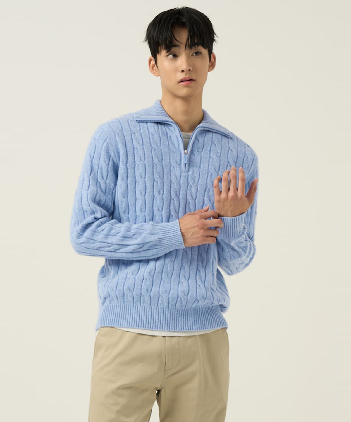 빈폴 멘(BEANPOLE MEN) 케이블 반집업 니트  스카이 블루