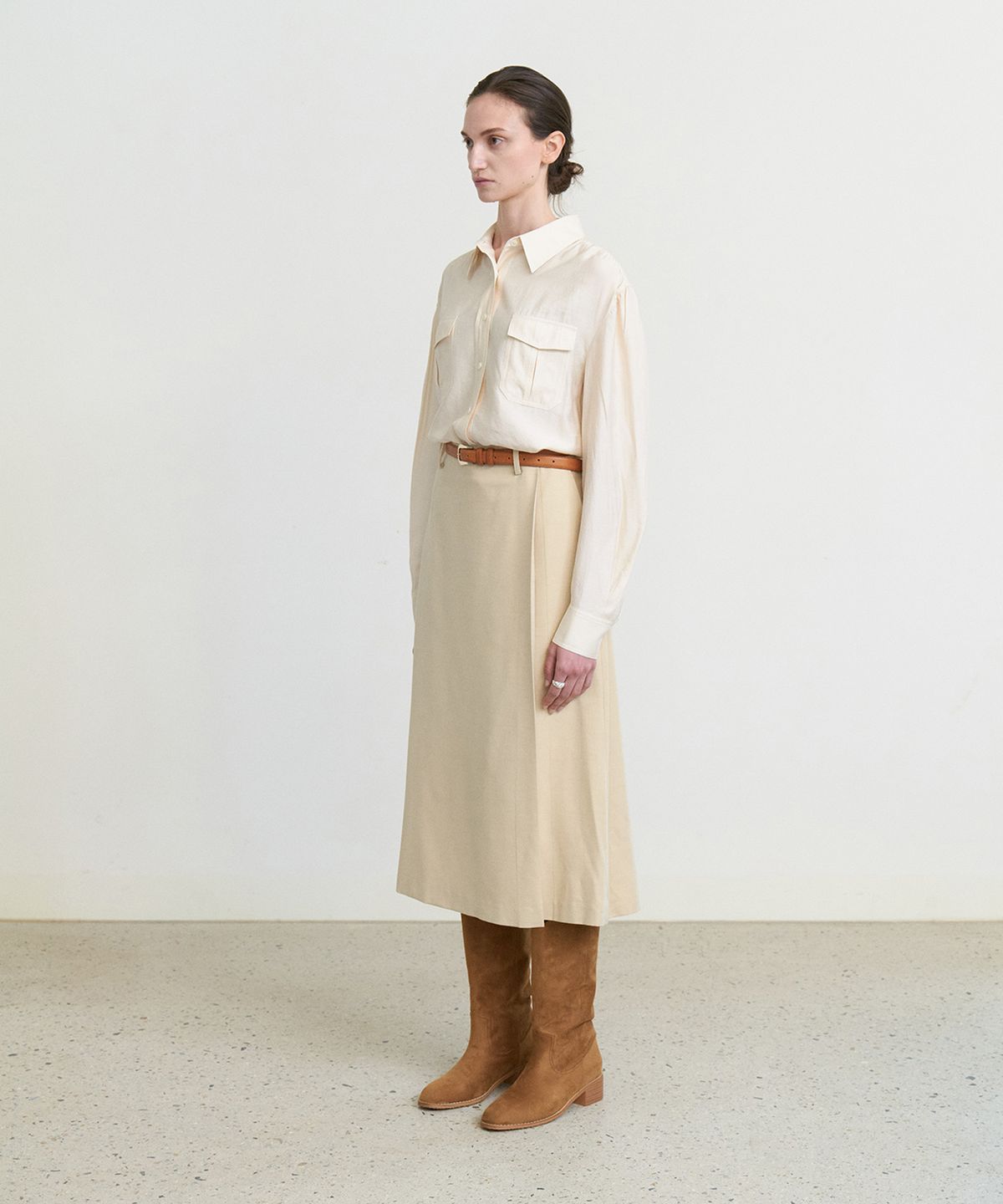 스텝어라운드(STEP AROUND) Double pocket shirring shirt_CREAM