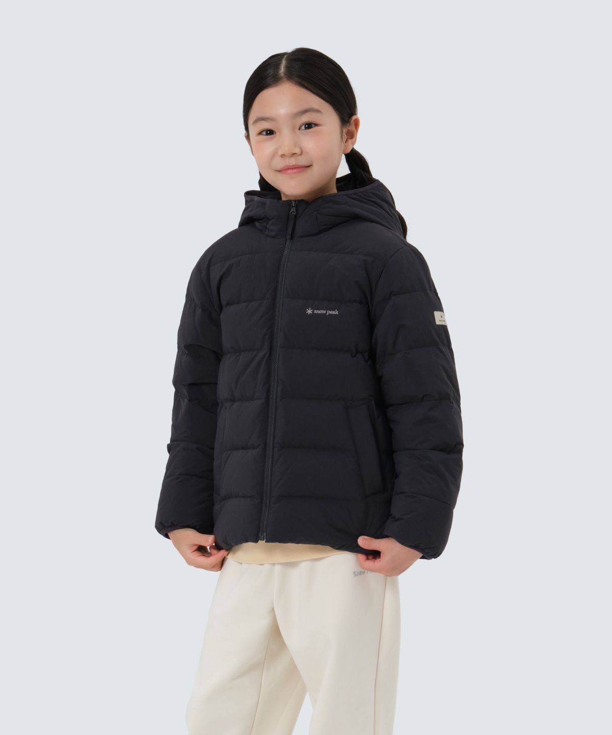 스노우피크 어패럴 키즈(SNOWPEAK APPAREL KIDS) 키즈 랜드 후드 경량 다운 자켓 (S25WKFDJ82) Black
