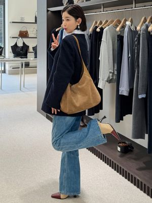 아델 호보백 스웨이드 LW5AD4620_LT