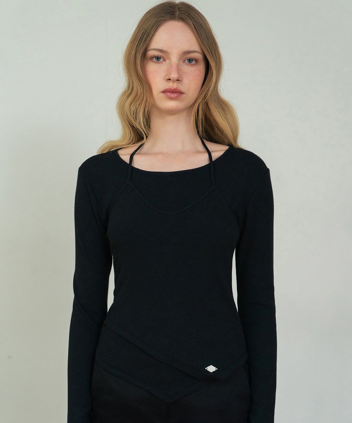 어패럴아카이브(APPAREL ARCHIVE) Elon halter layered set tee - Black