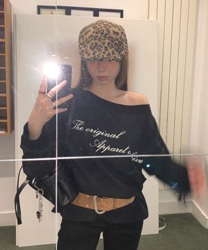 Lettering off-shoulder t-shirt - Black