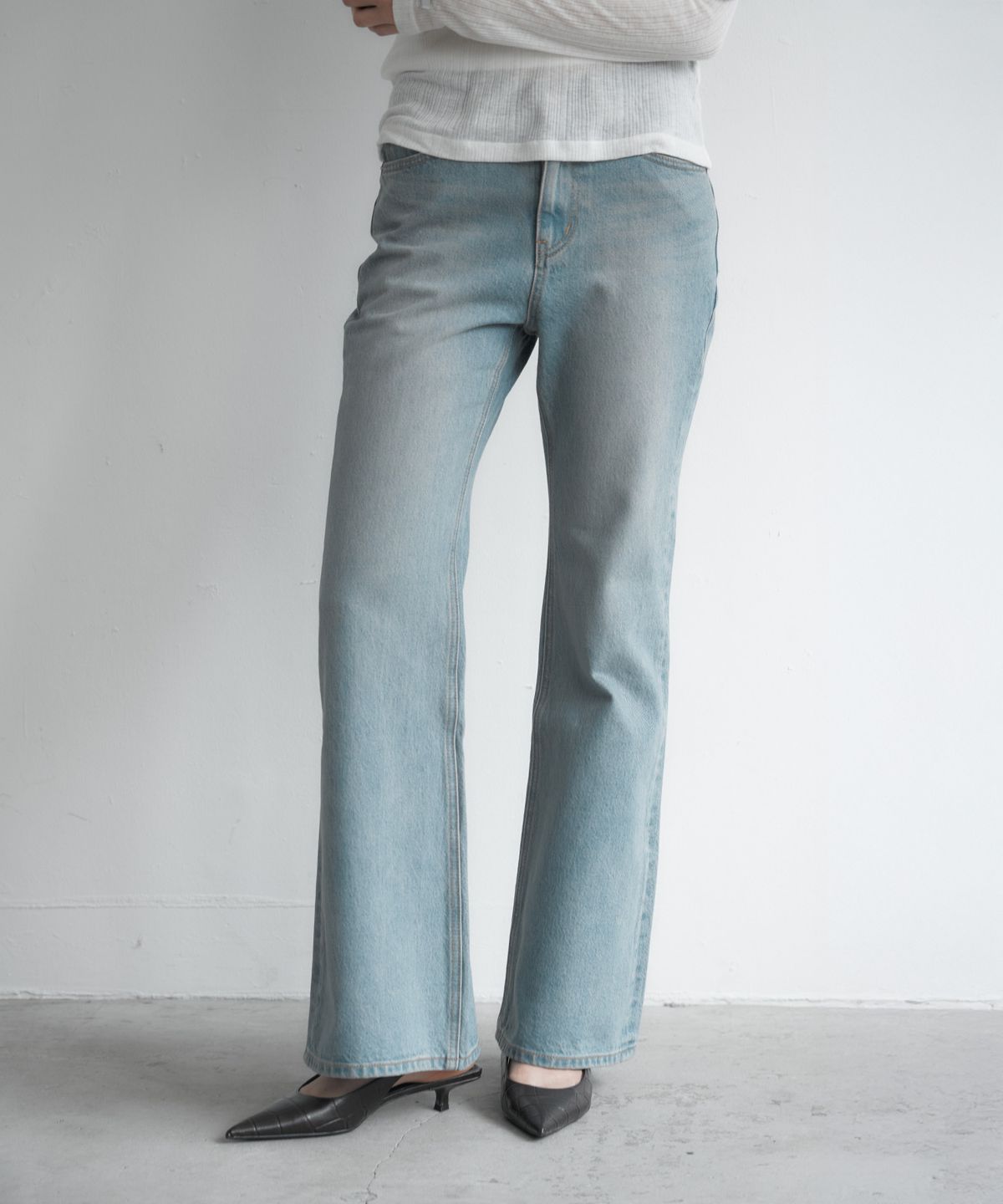 라츠유(LOTSYOU) lotsyou_Clara Flare Jeans