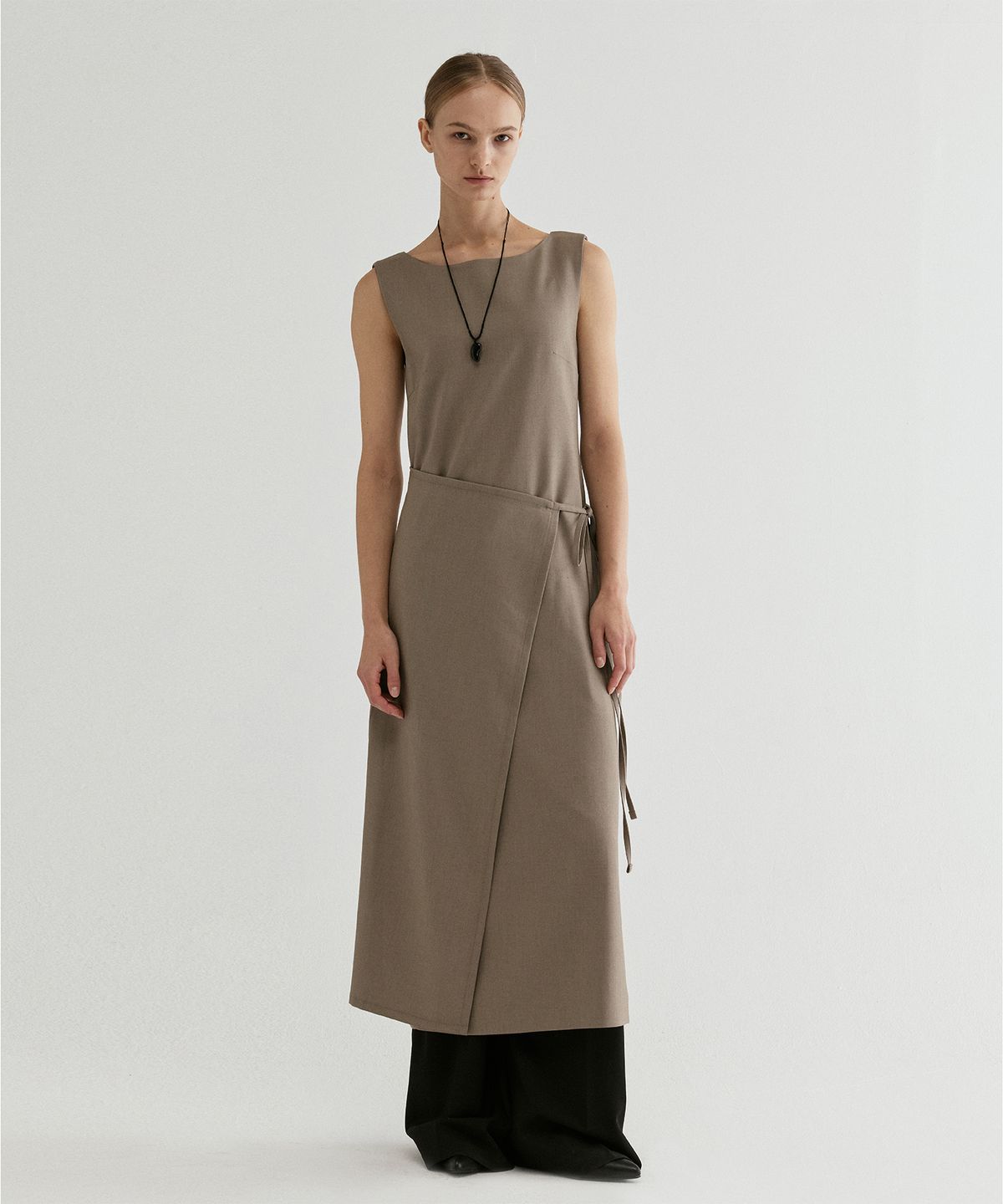 프롬웨얼(FROMWHERE) Wrap Tie Sleeveless Maxi Dress Beige