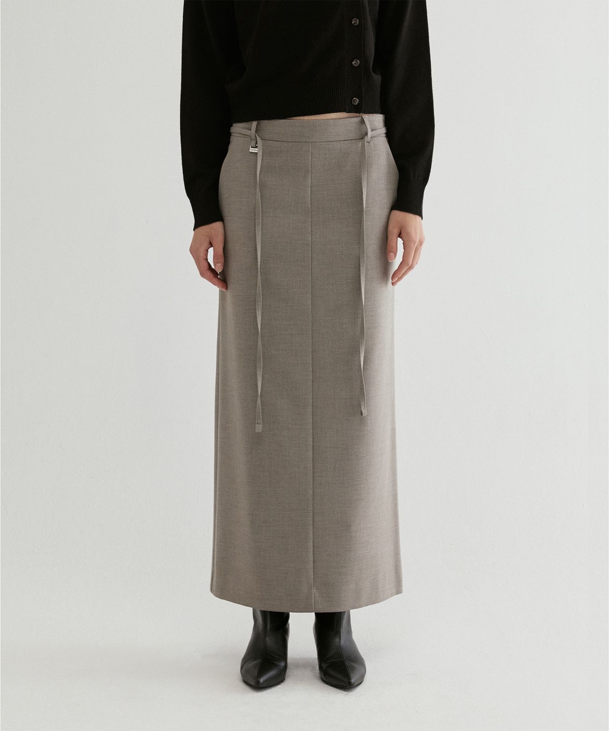 프롬웨얼(FROMWHERE) Belted Straight Maxi Skirt Gray