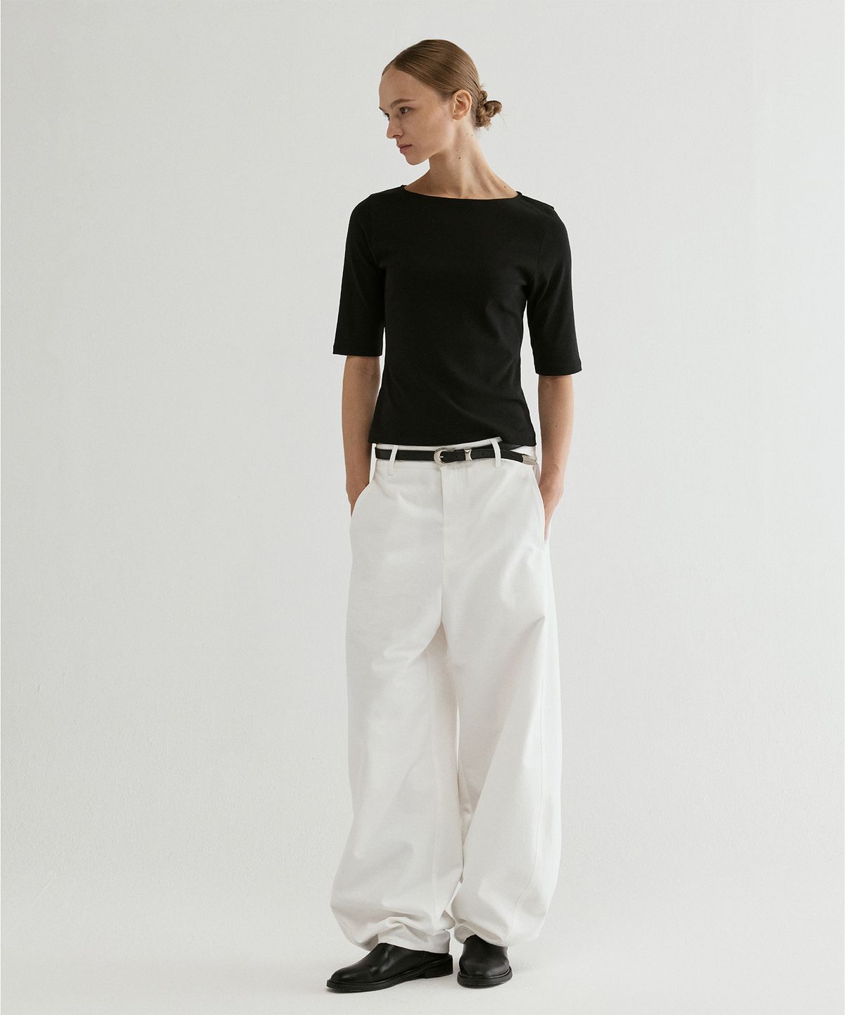 프롬웨얼(FROMWHERE) Balloon Cotton Pants Off White