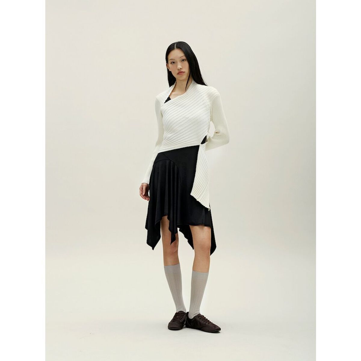 앙개(ANGGAE) Ribbed Snake Cardigan  Ivory