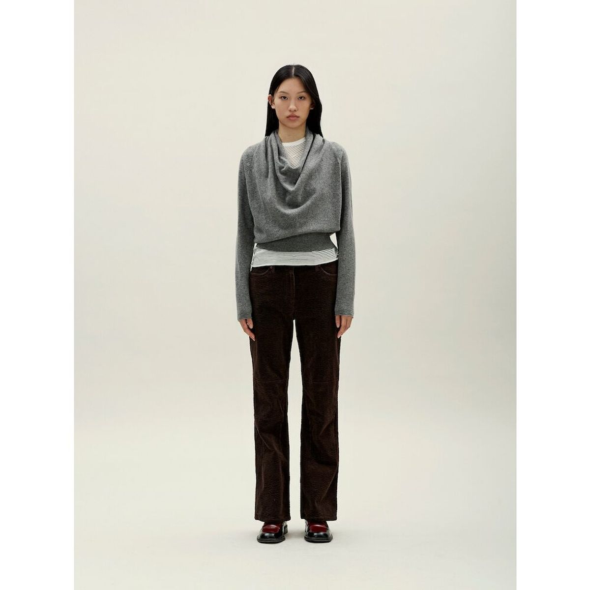 앙개(ANGGAE) Eyelet Knit Cowl Neck Pullover  Grey