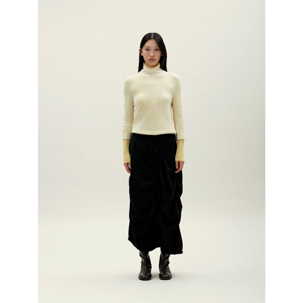 앙개(ANGGAE) Layered Two Tone Turtleneck  Lemon