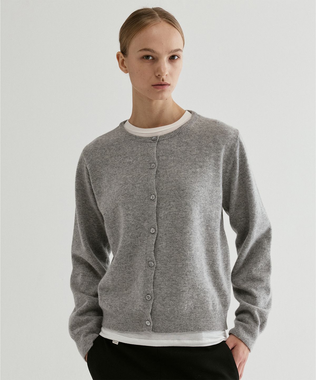 프롬웨얼(FROMWHERE) Wool Crew-neck Cardigan Gray