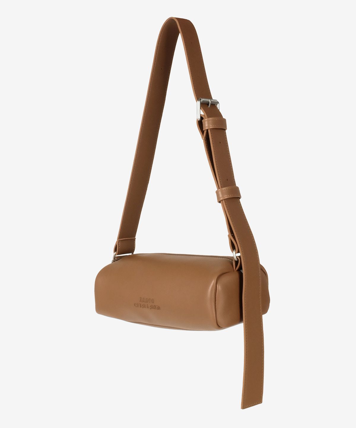 이네크(INNEQ) Chunky Buckle Air Bag Letter-Camel