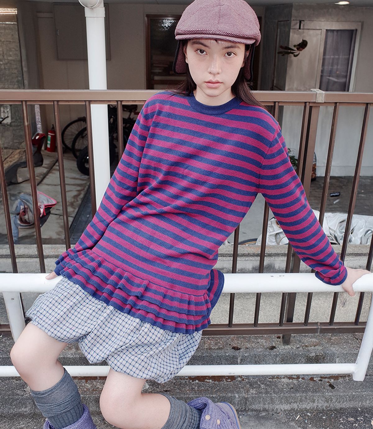 나이스고스트클럽(NICEGHOSTCLUB) FFATS STRIPE FRILL KNIT_PURPLE(NG2FFUK685A)