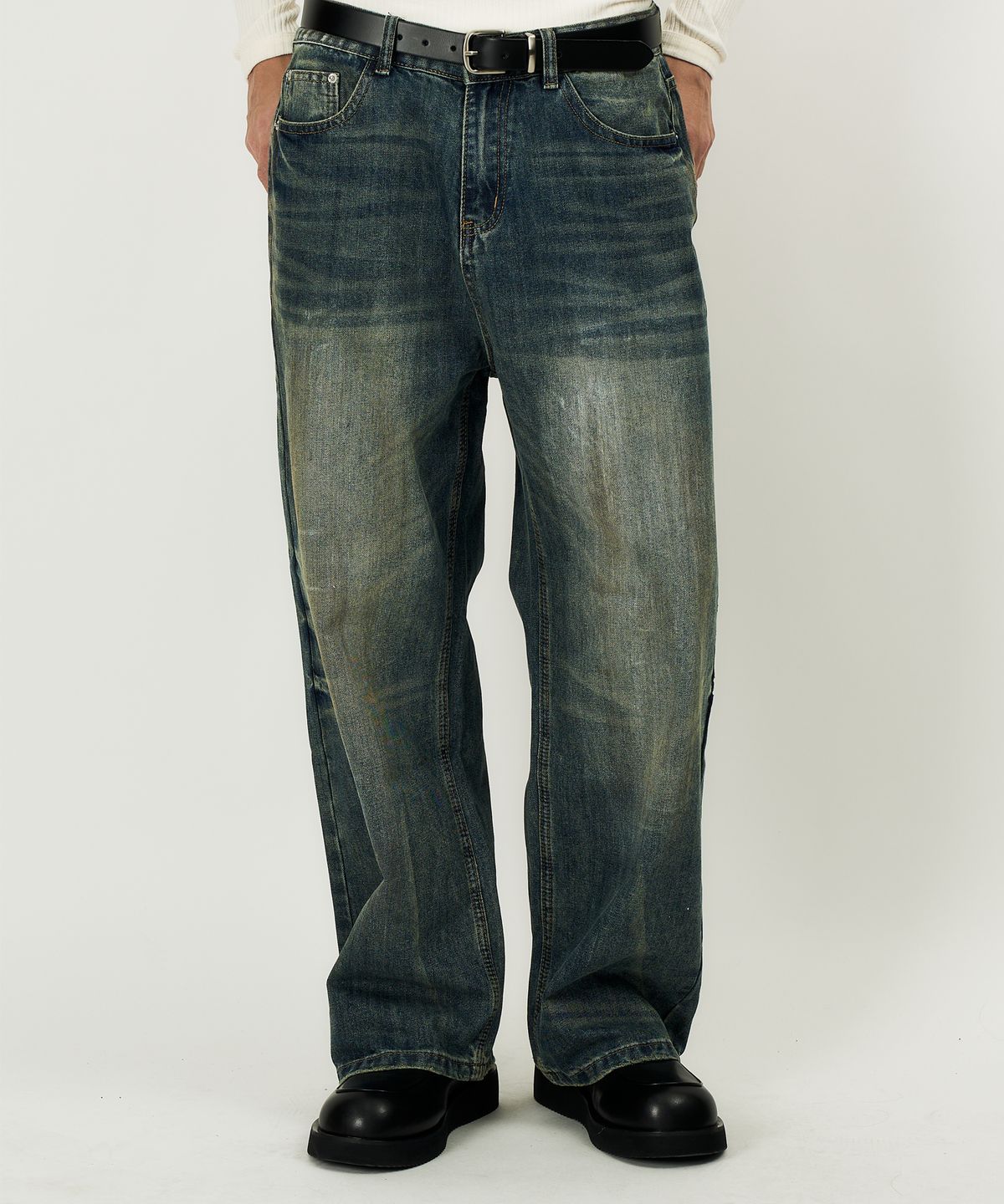 디더블유에스이(DWSE) 페이드 와이드 데님 팬츠(블루)