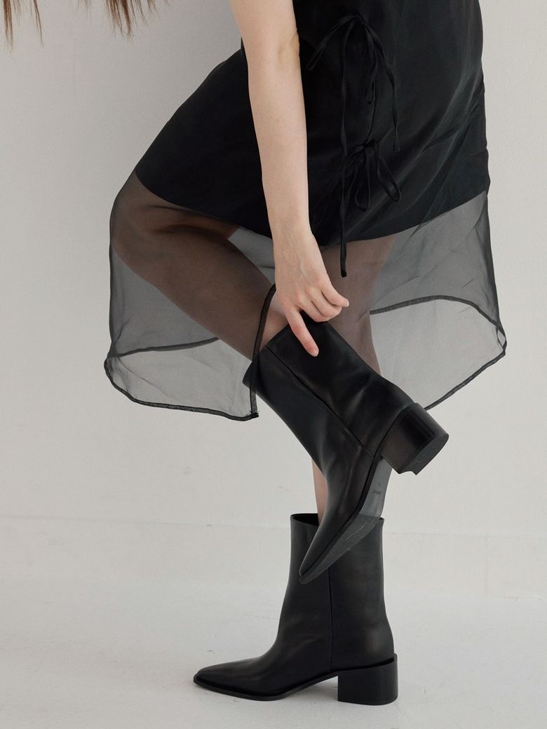 simple western ankle boots black