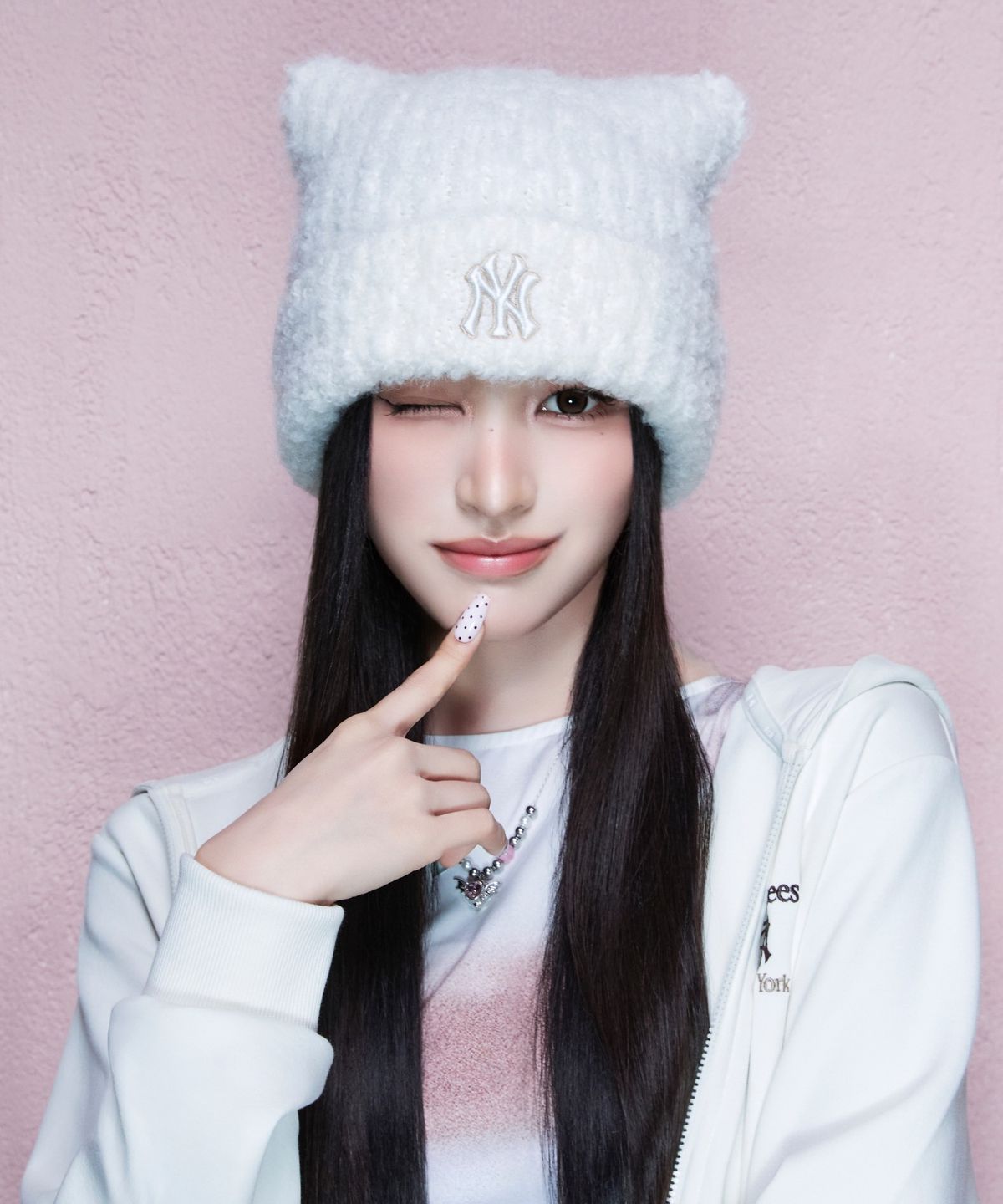 엠엘비(MLB) 플러시 미야옹 비니 NY (White)