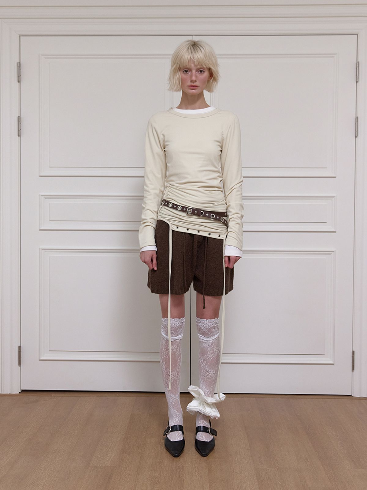 민더리(MEENDERI) BASIC KNIT SHORT PANTS - BROWN