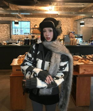 KUROMI COWICHAN ZIP CARDIGAN CHARCOAL