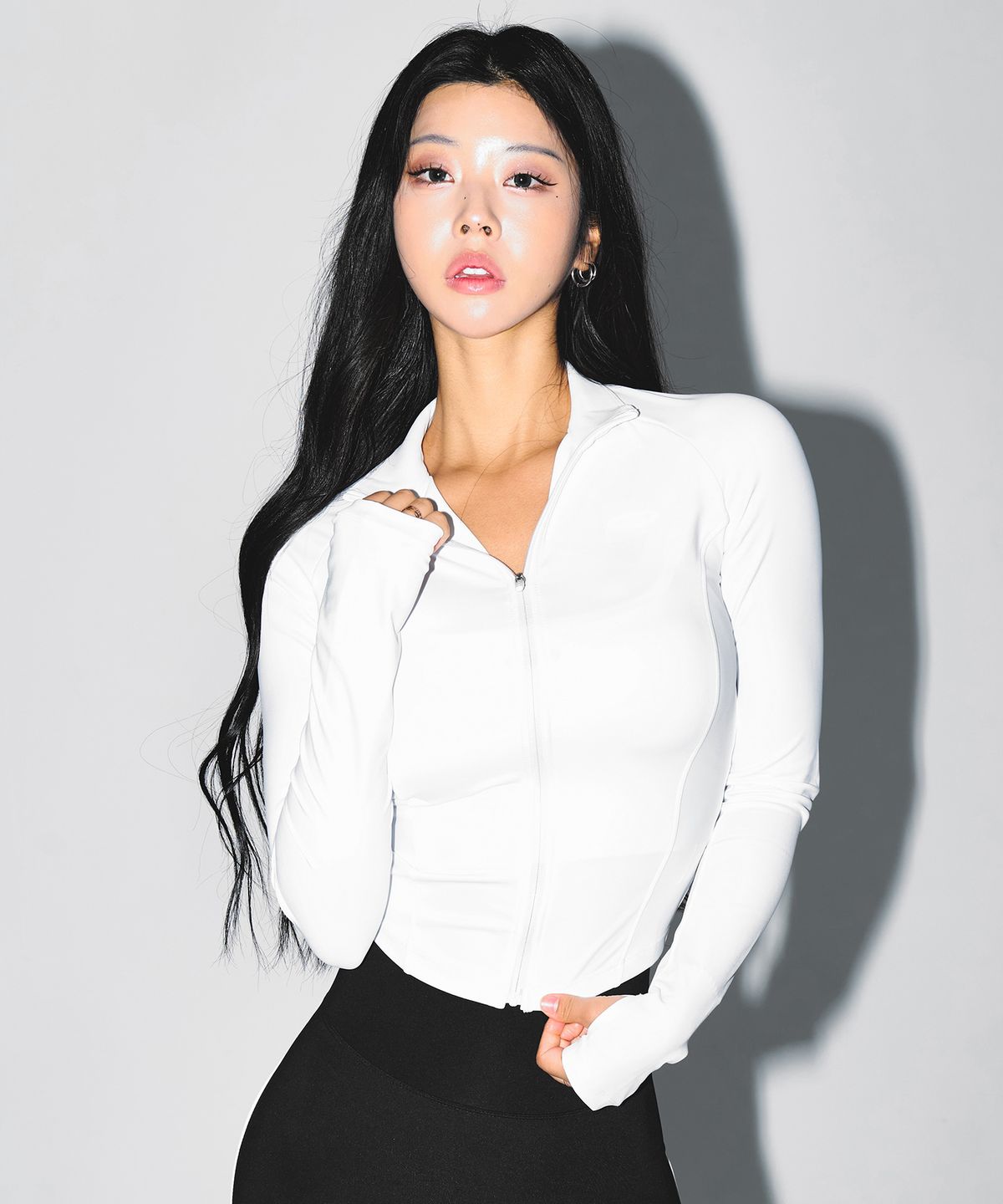 본투윈(BORN TO WIN) W COMPRESSION FULL ZIP UP JACKET [WHITE]
