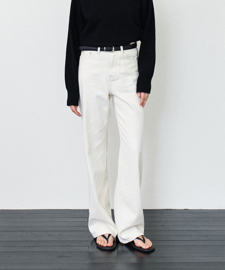 MANHATTAN STRAIGHT FIT DENIM - ECRU