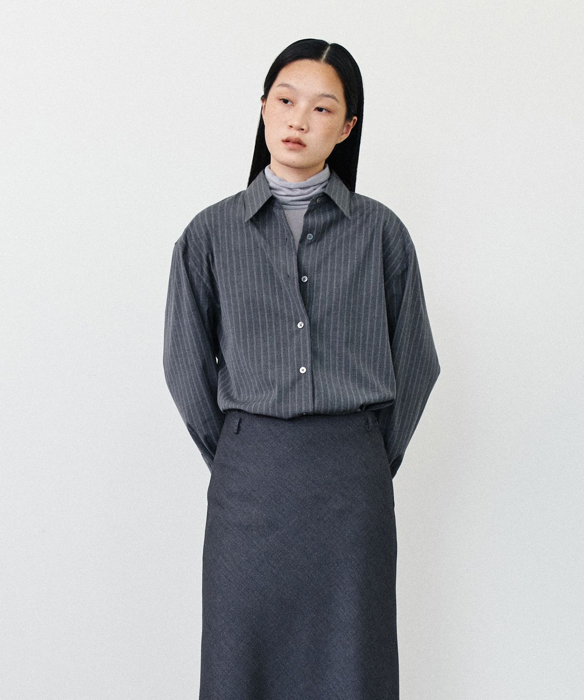 노티아(NOTIA) BON STRIPE SHIRT - GRAY STRIPE