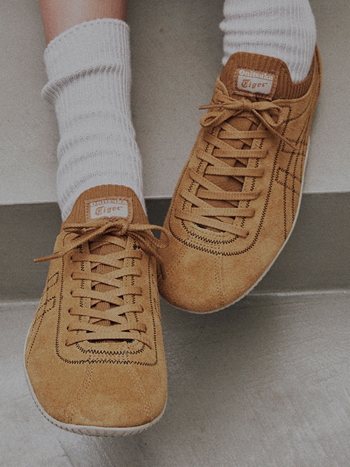 오니츠카타이거(ONITSUKA TIGER) SCLAW 1183C489_200