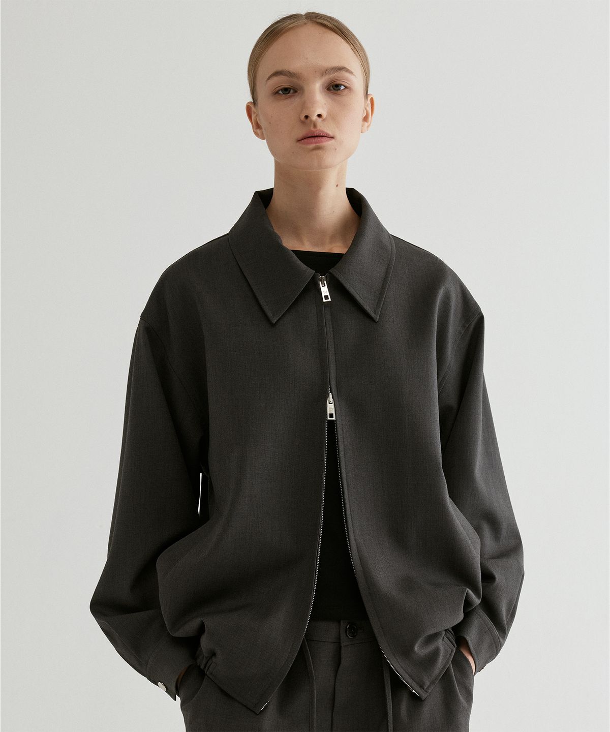 프롬웨얼(FROMWHERE) Elastic Hem Zip-Up Bomber Jacket  Charcoal Gray