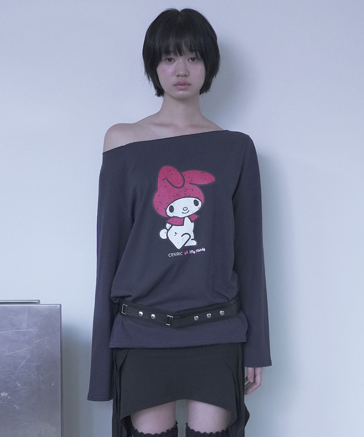 세릭(CERRIC) MY MELODY CUT OUT TOP / NAVY
