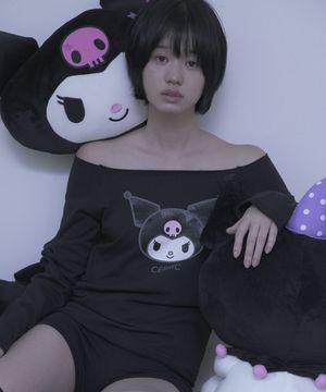 KUROMI BOAT NECK TOP / BLACK