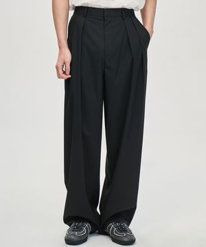 투턱 핀 스트라이프 와이드 슬랙스 (BLACK)