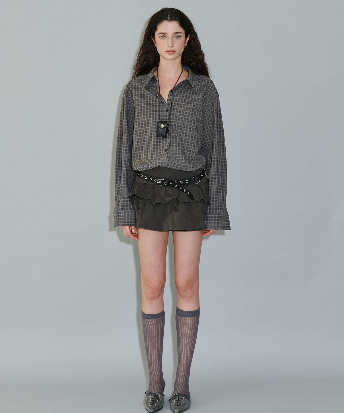 더포르타(THEPORTA) THEPORTA LOGO OVERSIZED SHIRT, GREY