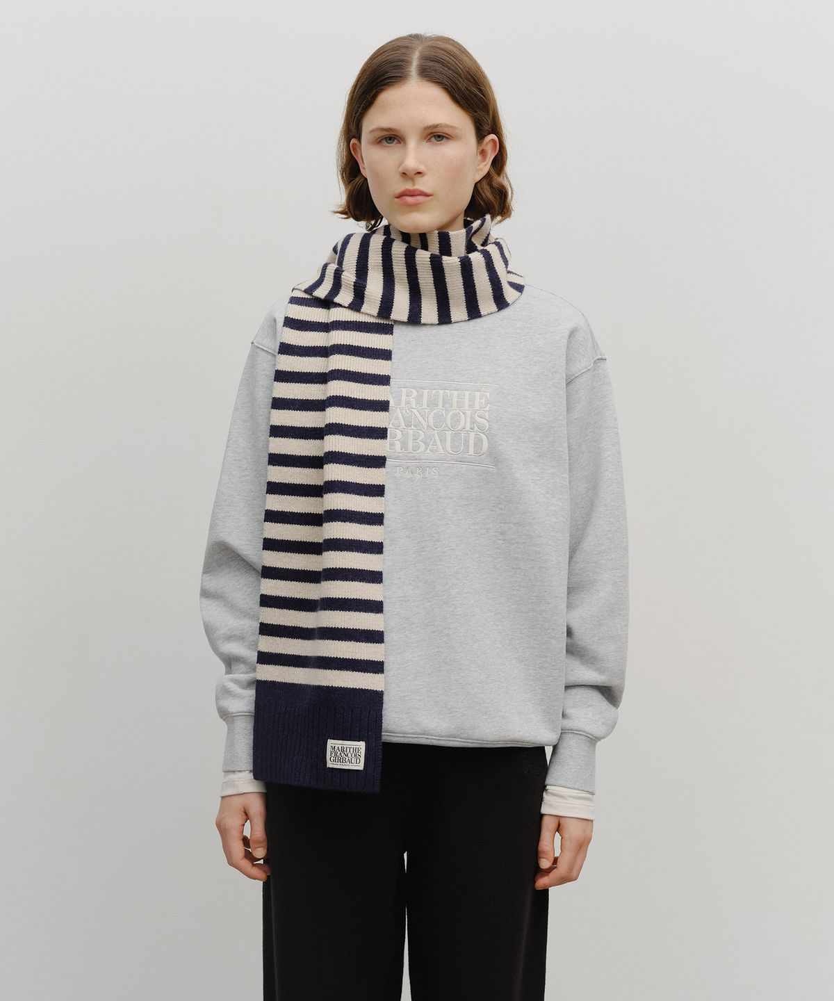 마리떼 프랑소와 저버(MARITHÉ + FRANҪOIS GIRBAUD) CLASSIC LOGO MUFFLER navy