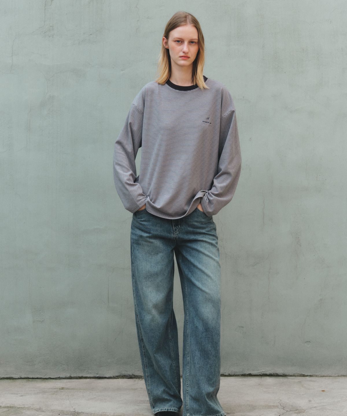 앤테(AENTE) STRIPE LOOSE T-SHIRT-CHARCOAL