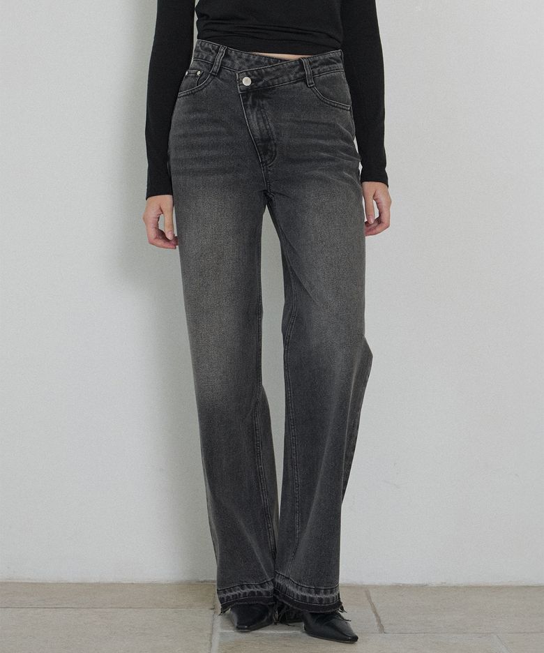 Asymmetric Closing washed Jeans_Black
