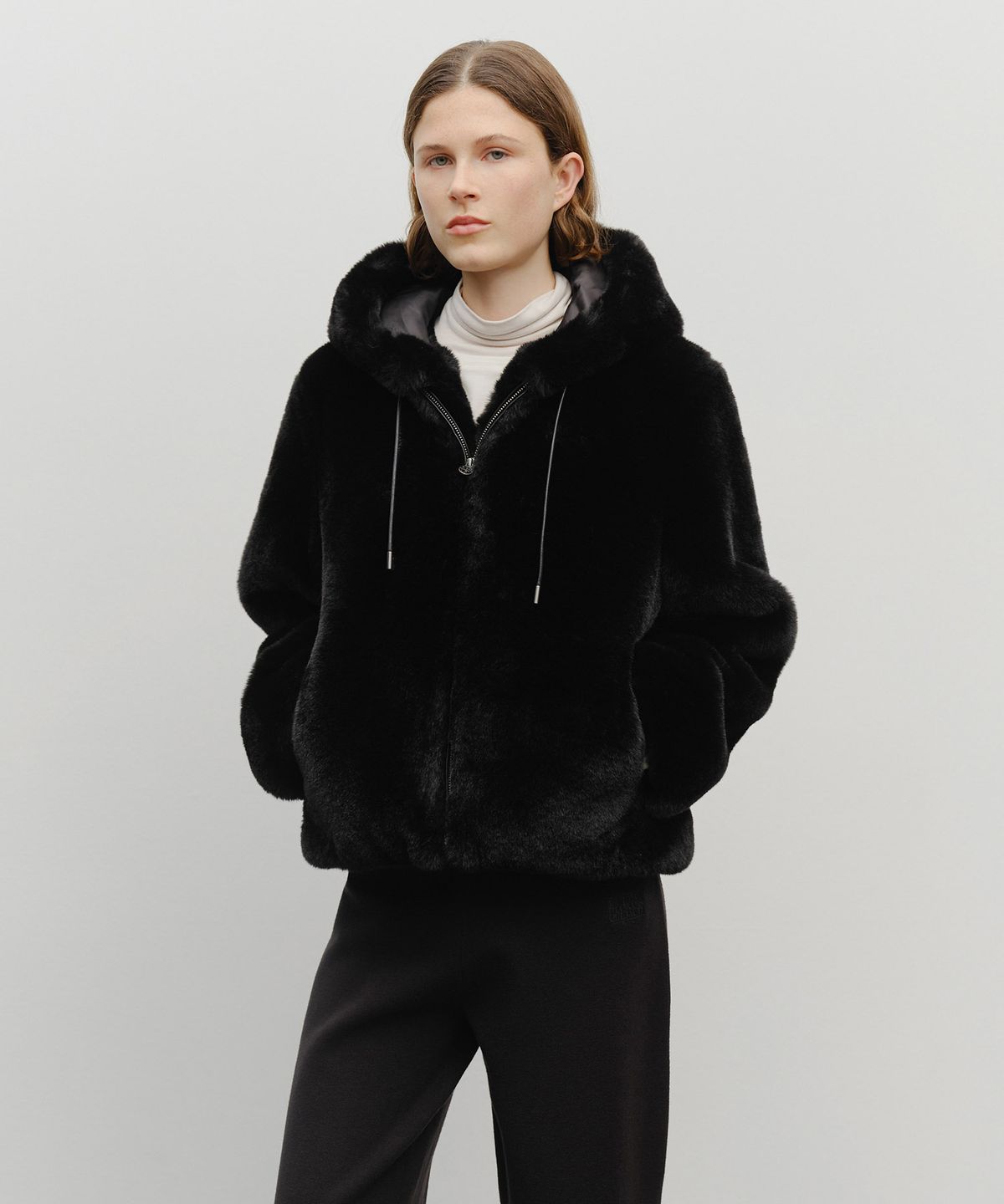 마리떼 프랑소와 저버(MARITHÉ + FRANҪOIS GIRBAUD) W HOODED FAUX FUR JACKET black