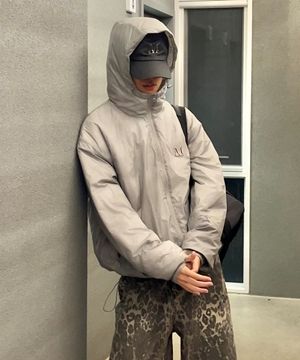 파웰 메탈로고 경량패딩 남녀공용 (2컬러)