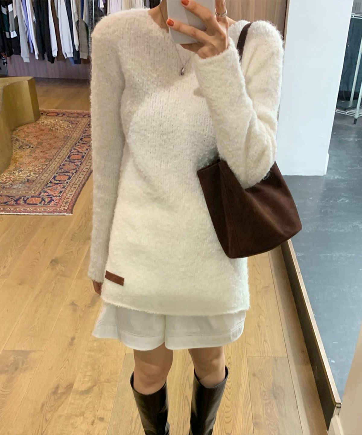 썸웨어버터(SOMEWHEREBUTTER) Boucle Long Sleeve Knit - Ivory