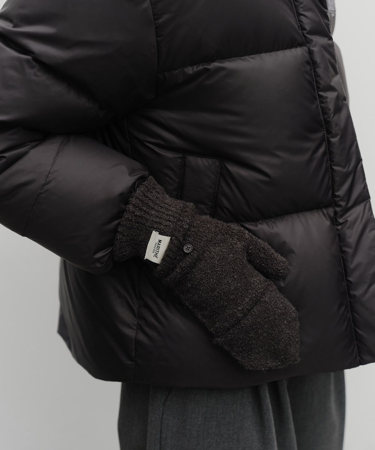 마리떼 프랑소와 저버(MARITHÉ + FRANҪOIS GIRBAUD) REGULAR LOGO MITTENS charcoal